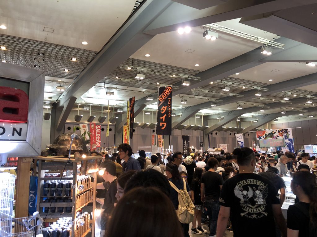 爬虫類イベントのレプタイルズフィーバーに行ってきました In Atcホール 爬虫類イベントのレプタイルズフィーバーに行ってきました In Atcホール